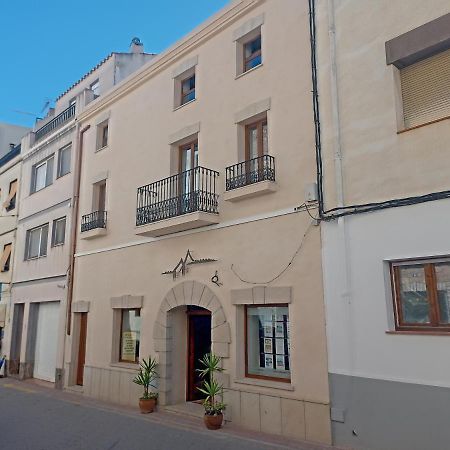 Centrally Located Two Bed Apartment In El Perello Экстерьер фото